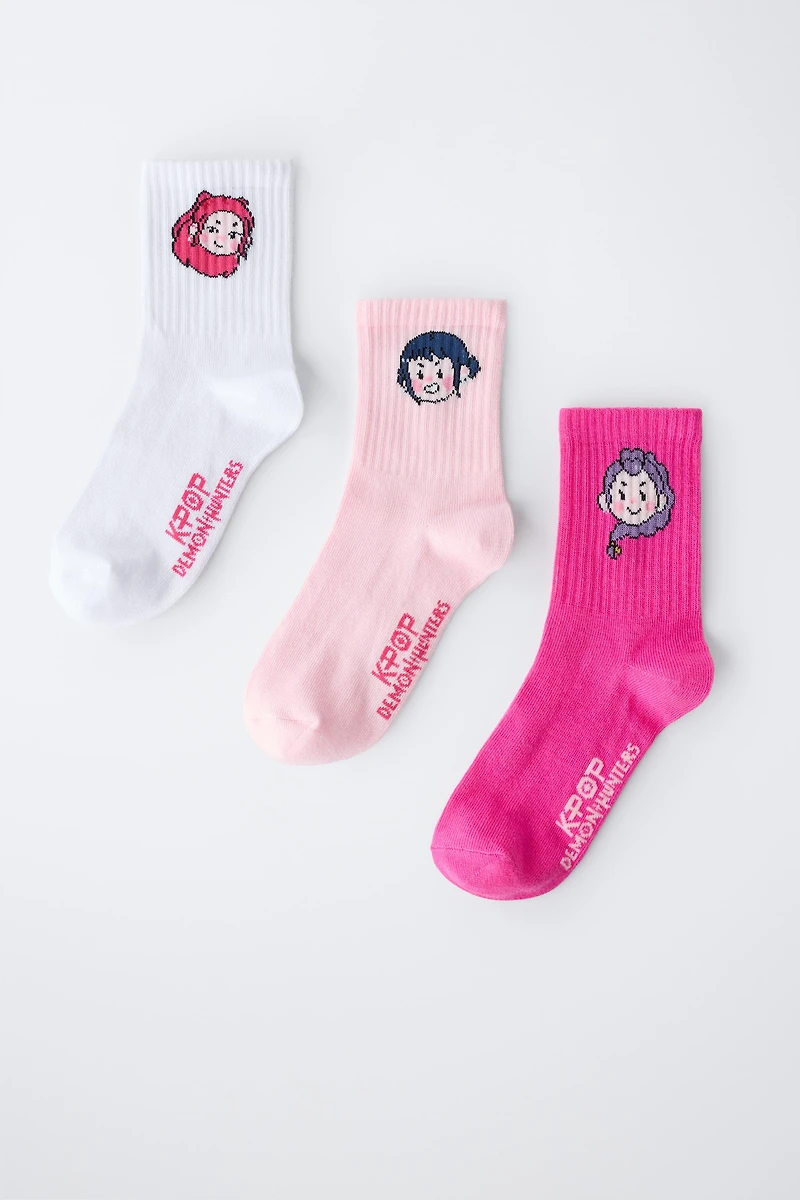 LOT DE TROIS CHAUSSETTES MI-Hautes KPOP DEMON HUNTERS™ NETFLIX ©