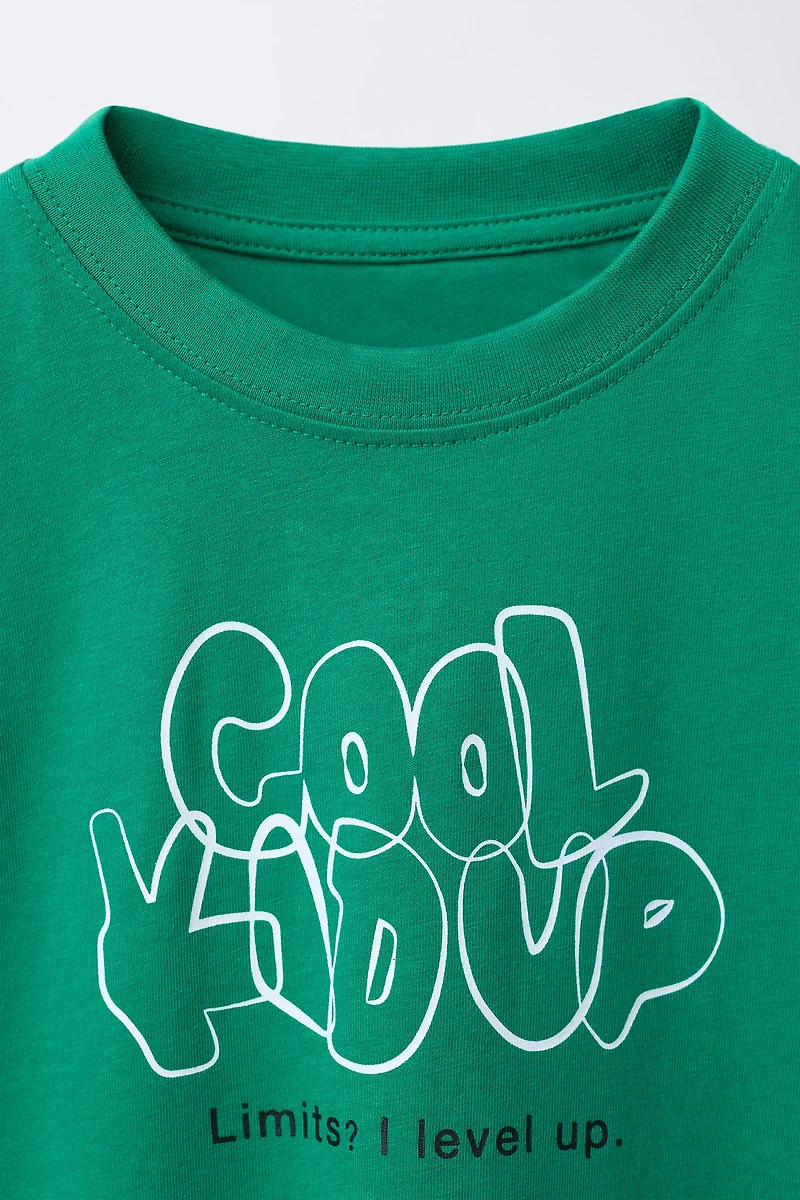 GRAFFITI PRINT T-SHIRT