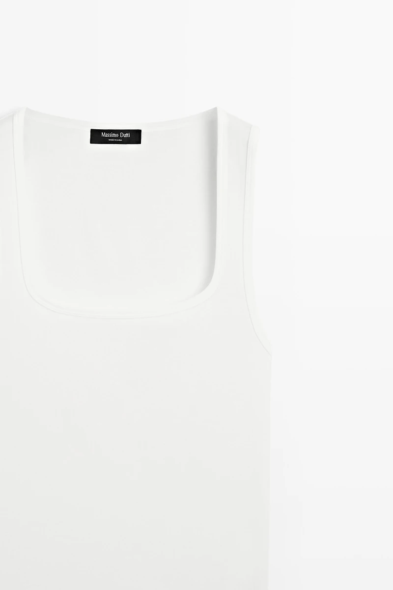 Top col carré en coton