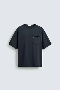 RELAXED FIT RIVET POCKET T-SHIRT