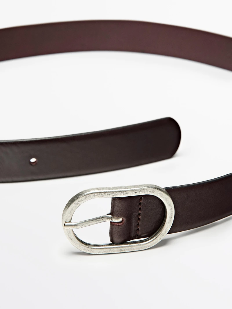Nappa leather belt with oval buckle