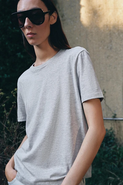 BASIC COTTON T-SHIRT