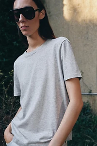 BASIC COTTON T-SHIRT