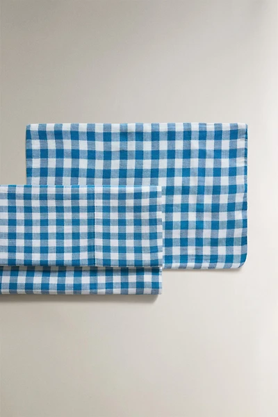 CHECKED CRIB FLAT SHEET AND PILLOWCASE SET
