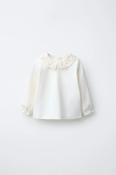 EMBROIDERED PETER PAN COLLAR T-SHIRT