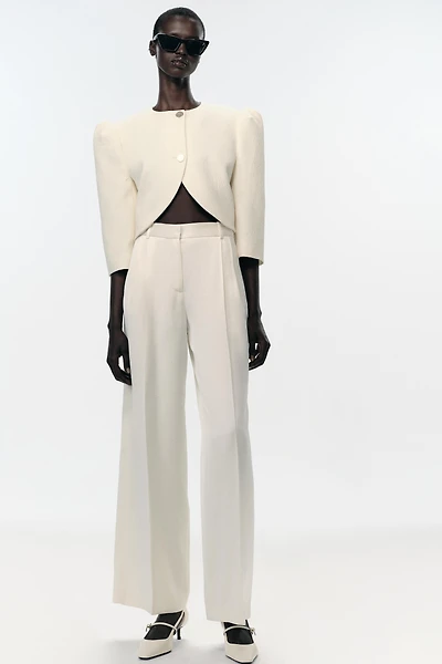 PLEATED STRAIGHT LEG PANTS
