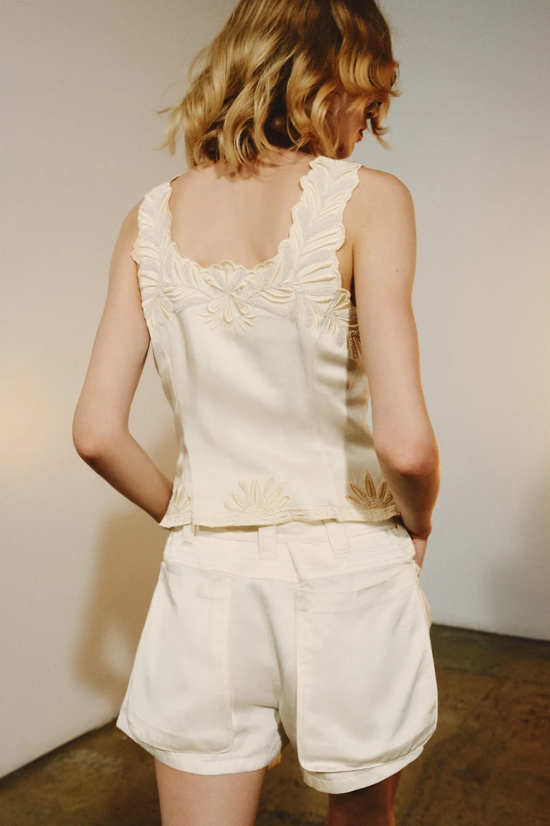 ZW COLLECTION EMBROIDERED BERMUDA SHORTS