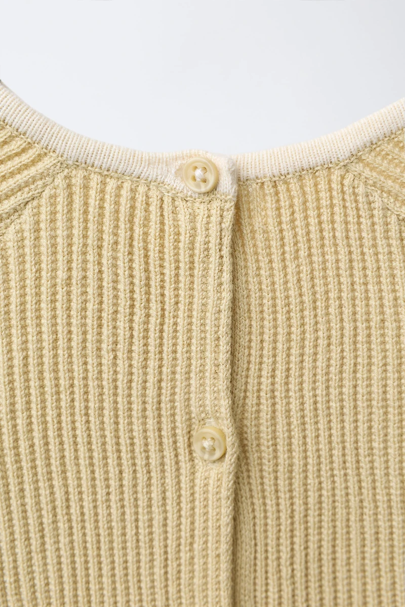 CONTRAST PIPING SWEATER