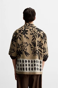 CONTRAST PRINT SHIRT