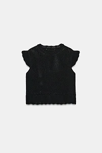 OPEN-KNIT TOP