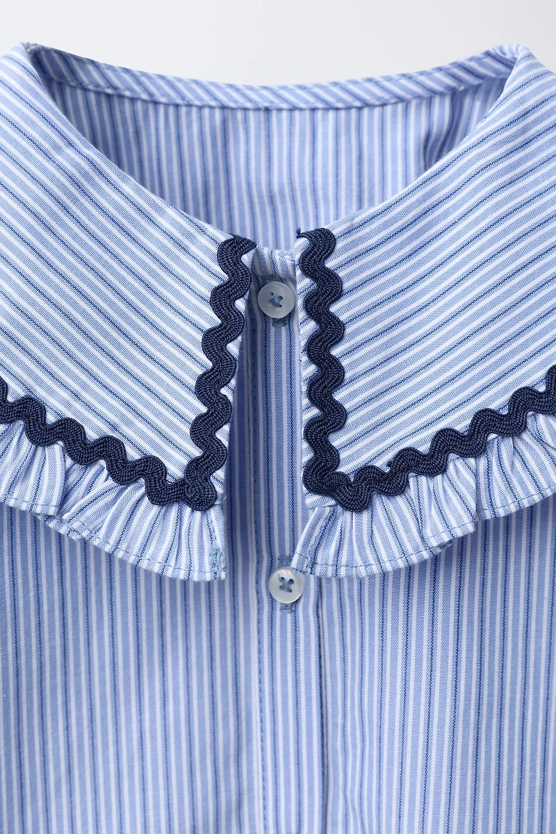 CHEMISE À COL CLAUDINE ONDULÉE