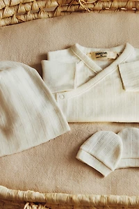 CHILDREN’S NEWBORN SET