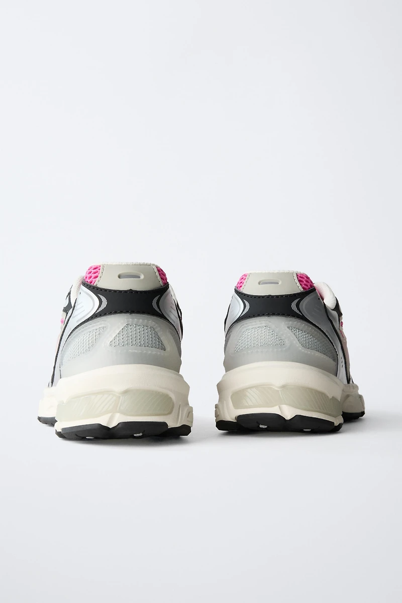 MESH SNEAKERS