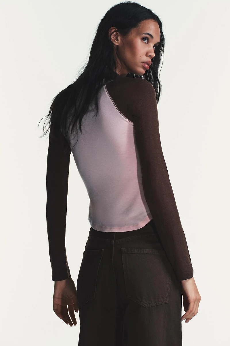 CONTRAST RAGLAN T-SHIRT