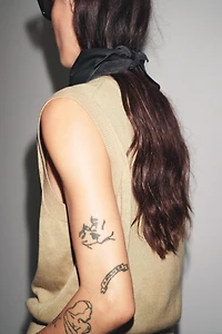 PLAIN KNIT VEST TOP