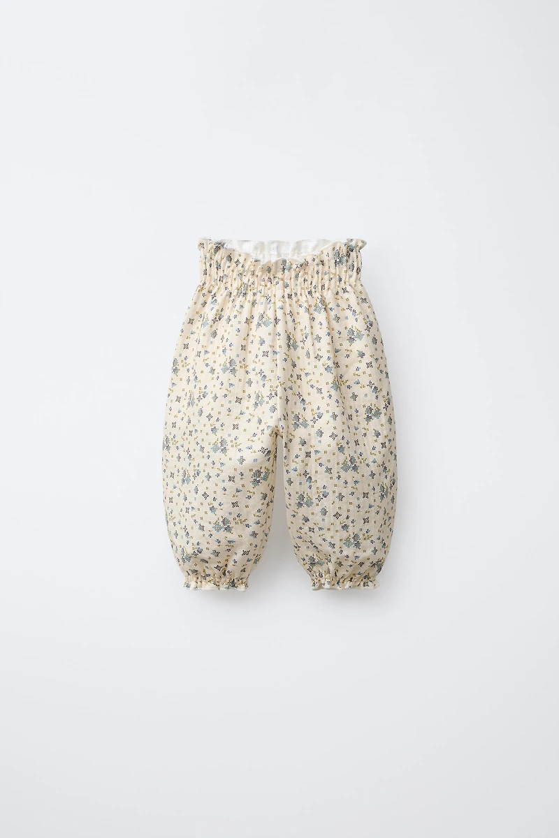 FLORAL TEXTURED PANTS