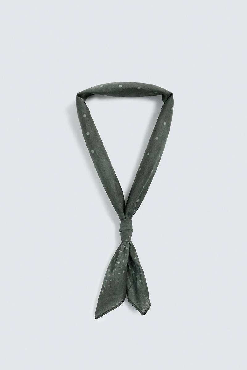 POLKA DOT PRINT BANDANA