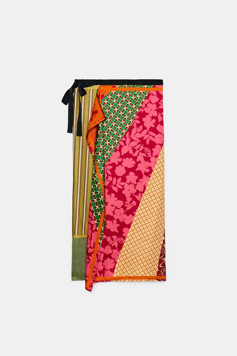 FOULARD PARÉO À IMPRIMÉ FLEURS ET RAYURES
