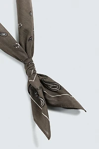 PAISLEY PRINT BANDANA
