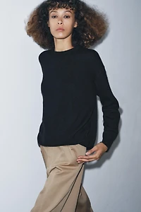 100% CASHMERE LONG SLEEVE SWEATER