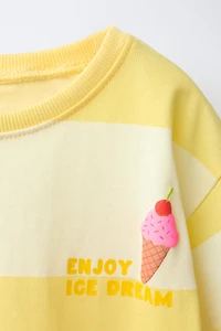 T-SHIRT À RAYURES ET IMPRIMÉ FRUITS EN RELIEF