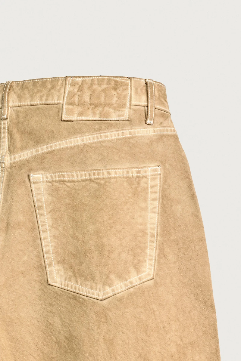 IRREGULAR WASH LOOSE FIT JEANS