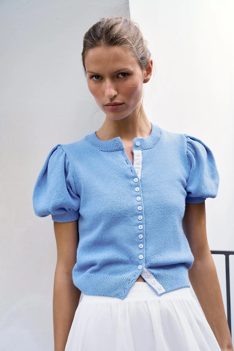 SHORT PUFF SLEEVE CARDIGAN