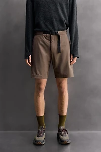 SHORT CARGO TECHNIQUE
