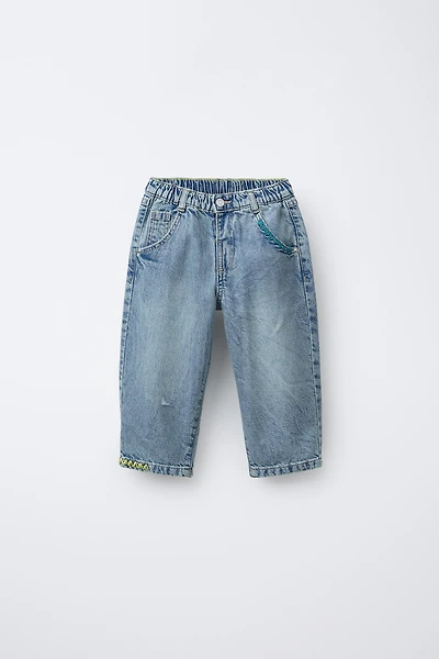 EMBROIDERED BAGGY JEANS