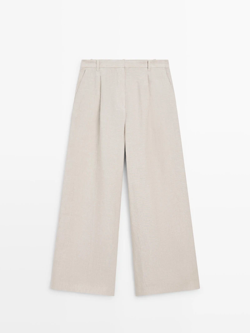 Linen capri trousers with darts
