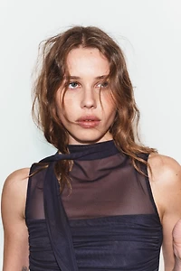 TULLE SCARF TOP