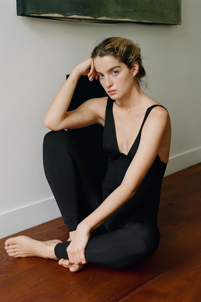 STRAPPY JUMPSUIT WITH POLYAMIDE ZIPPER