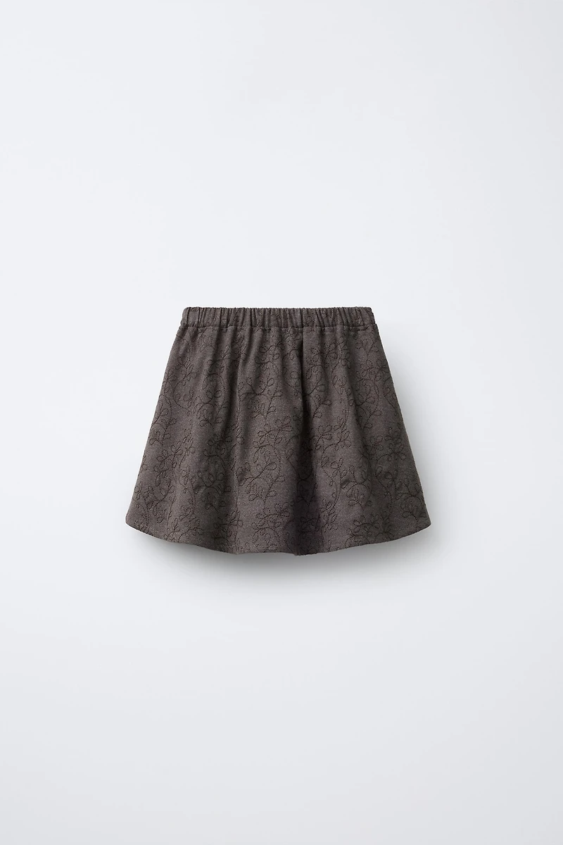 SOFT EMBROIDERED FLORAL SKORT