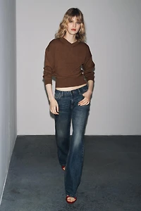 V-NECK KNIT SWEATER