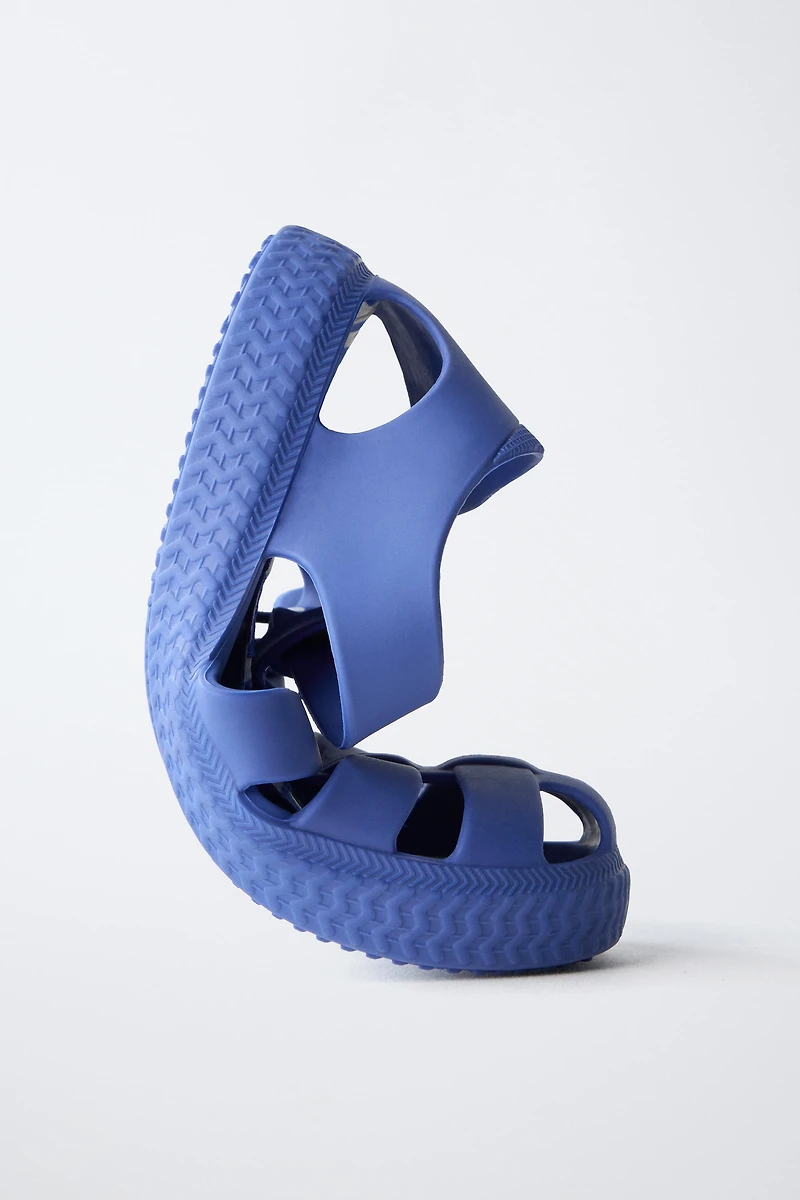 RUBBERIZED FISHERMAN SANDALS