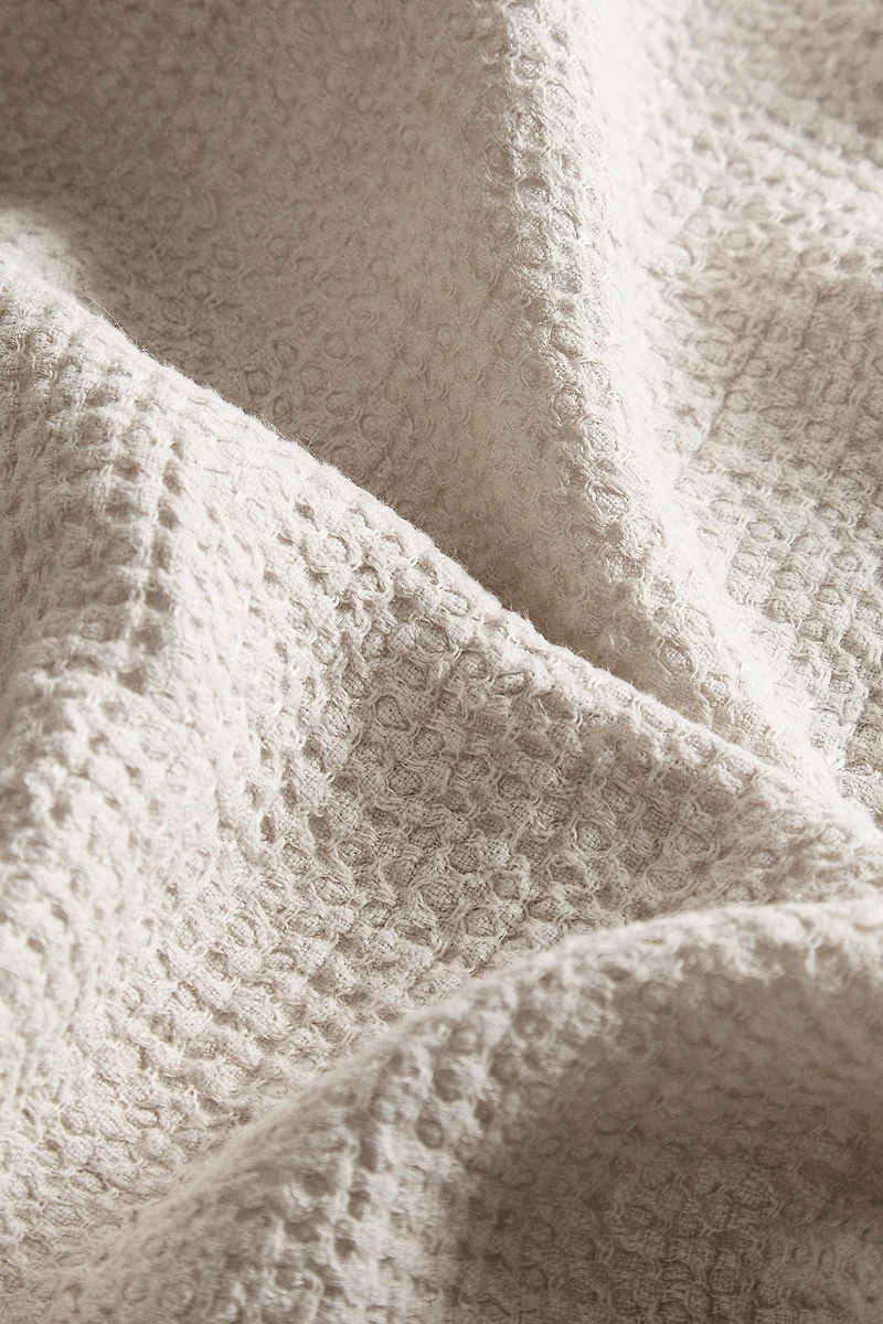 WAFFLE-KNIT LINEN BATH TOWEL