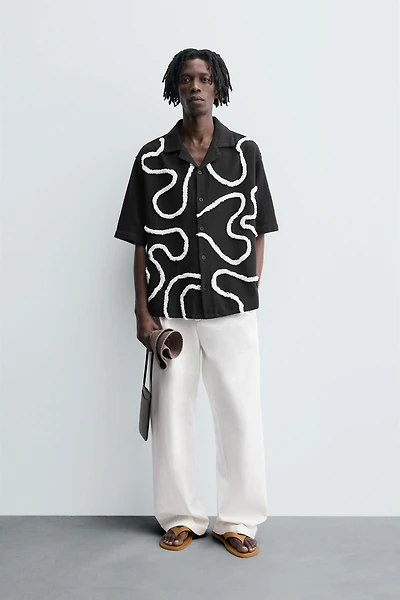 RAISED EMBROIDERY SHIRT