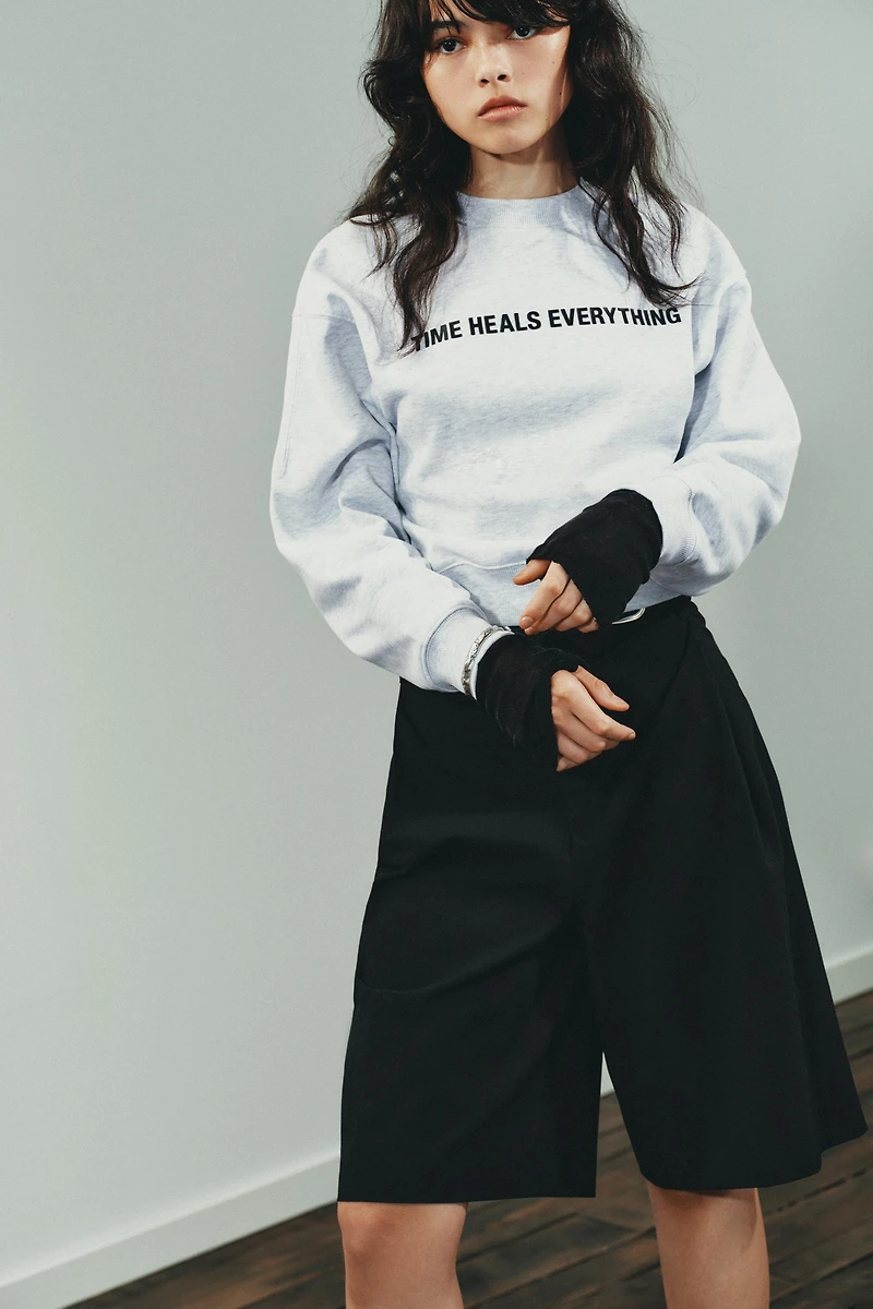 SWEAT À INSCRIPTION EN CONTRASTE