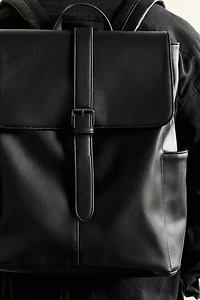 SAC À DOS À RABAT ET CEINTURE