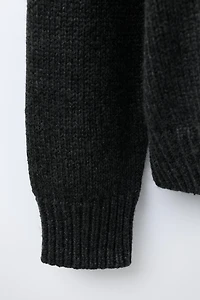 PULL EN MAILLE AVEC LAINE ET RENNE BRODÉ CŒURS