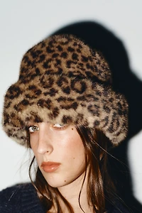 FAUX FUR ANIMAL PRINT HAT