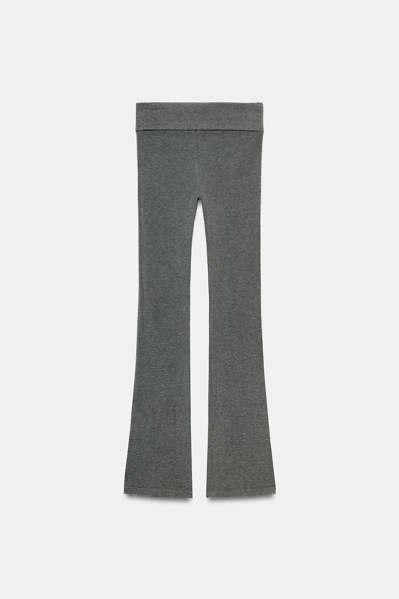SEAMLESS FLARE PANTS