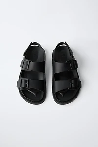 BUCKLED SANDALS