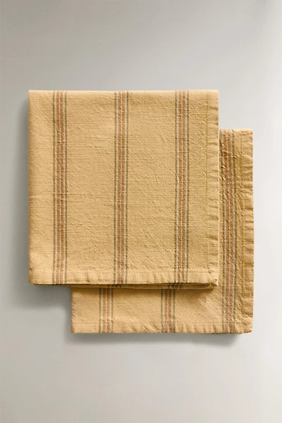 PACK OF DYED YARN STRIPED NAPKINS (PACK OF 2)