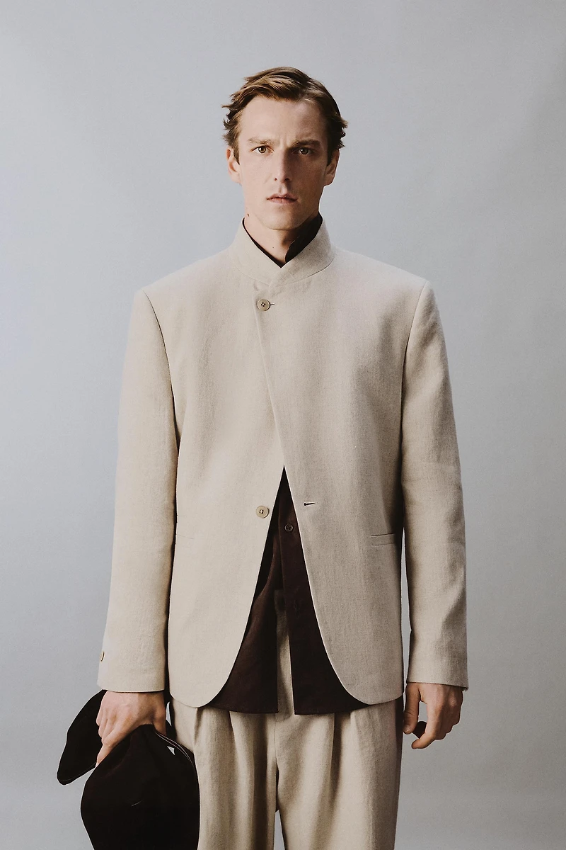 RELAXED FIT DOUBLE BREASTED SUIT BLAZER