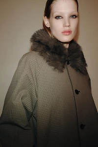 ZW COLLECTION REVERSIBLE FAUX FUR COLLAR TRENCH COAT