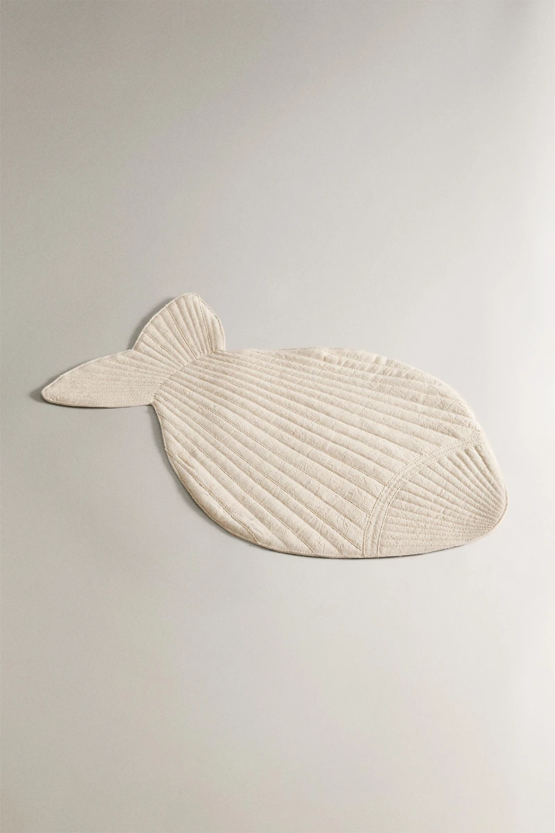 QUILTED FISH PLACEMAT