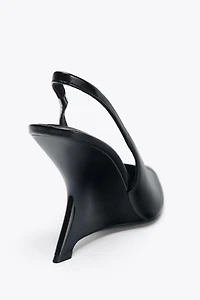 SLINGBACK WEDGE HEELS