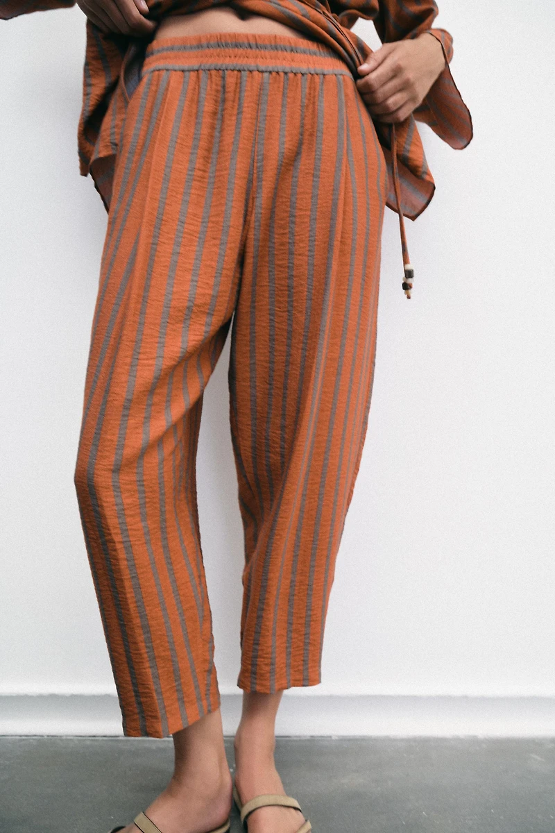 ELASTIC WAIST STRIPED PANTS