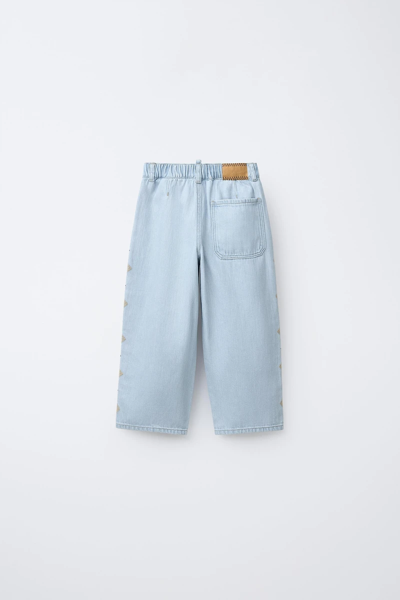 EMBROIDERED WIDE LEG JEANS